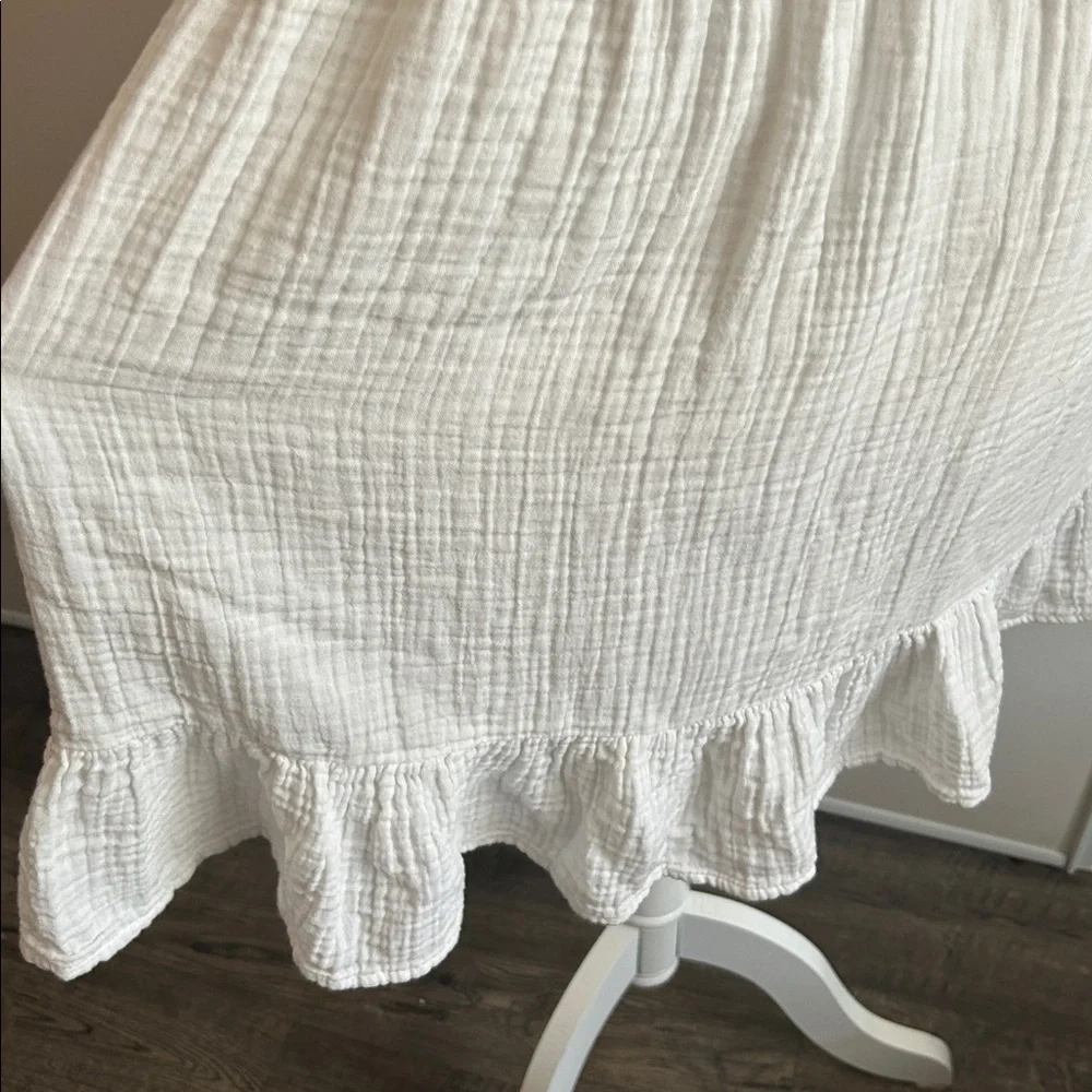 Old Navy White Smocked mini dress - Picture 3 of 8